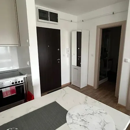 Stan Na Dan Indjija Bed & Breakfast Bukorovac